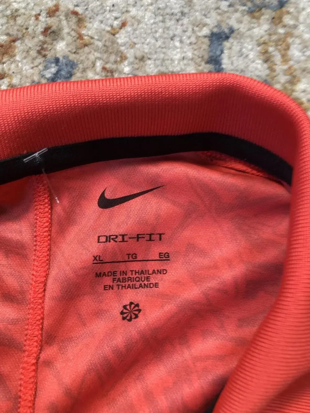 Nike Dri-FIT Polo Shirt Mens XL Red Abstract Print Golf Short Sleeve Performance